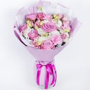 Букет «Самой красивой» из роз и эустом