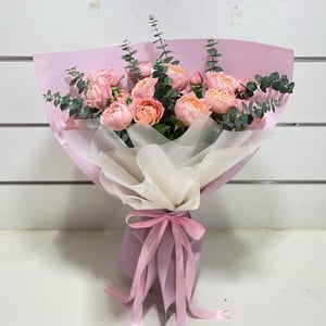 Букет «Очаровательная выразительность» из роз