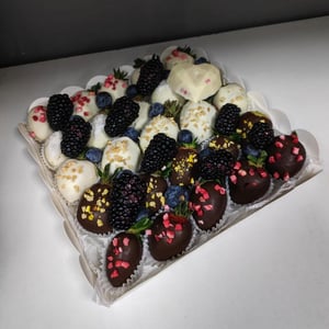 25 клубник в шоколаде