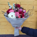 Букет «Английский сад» из роз и экзотических цветов