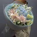 Букет Легкость из альстромерий и гортензий