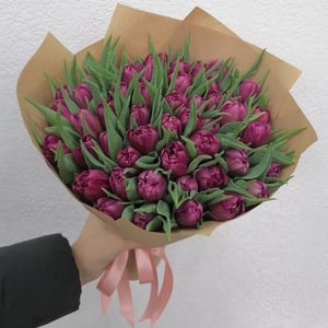 Букет из пионовидных тюльпанов