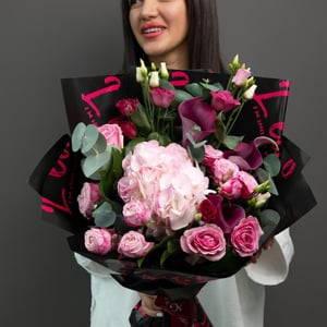 Эксклюзивный vip букет из экзотики из калл и роз