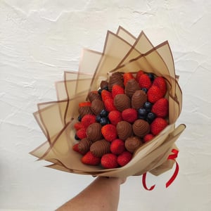 Букет из клубники в шоколаде Кроп