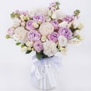 Букет «Символ любви» из эустом и экзотических цветов