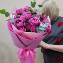 Букет с пионовидными кустовыми розами