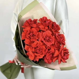 Большой букет из 11 роз Нина