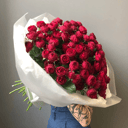 Большой букет пионовидных роз