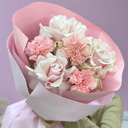 Букет-комплимент с розами и диантусами