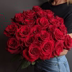Букет красных роз