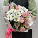 Букет «Волшебная сказка» из альстромерий и хризантем