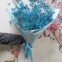 Букет с голубой гипсофилой