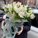 Шляпная коробка с цветами «Альстромерия в коробке»