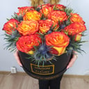 Шляпная коробка с цветами «Пламя любви» из роз