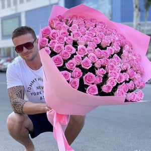 Букет из 101 розы