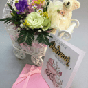 Подарочная композиция Малышка родилась! из роз и хризантем