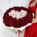 Букет цветов Рафаэлло в розах