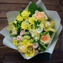 Букет 131 из роз и хризантем