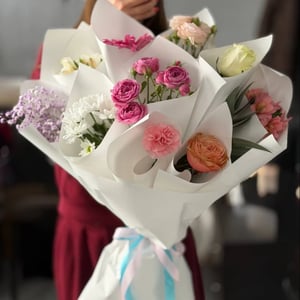 Дофаминовый букет микс из роз