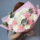 Букет «Улыбка7» из гвоздик и хризантем