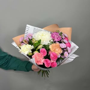 Букет кустовая роза
